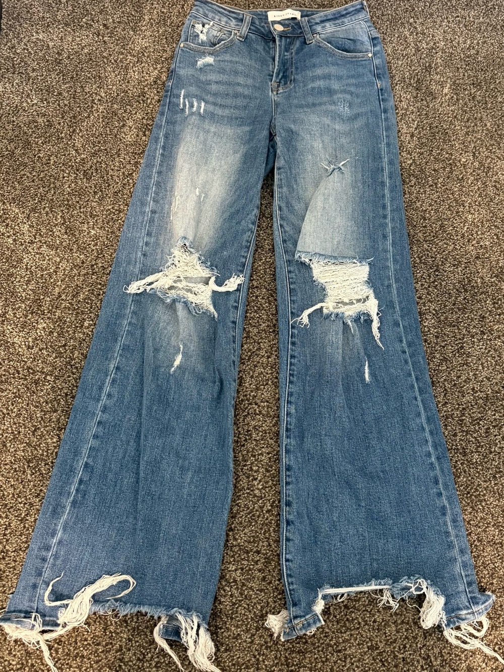 Risen Wide-Leg Distressed Jeans in Medium Blue - Women